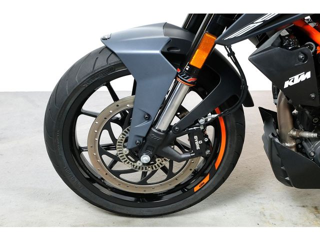 ktm - 390-duke