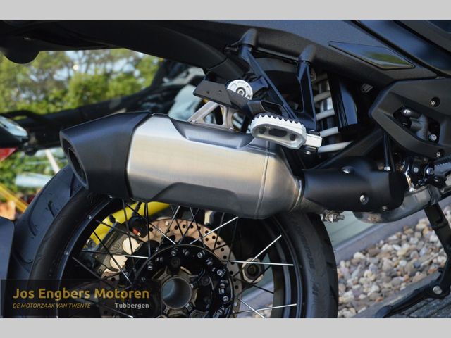 bmw - r-1300-gs