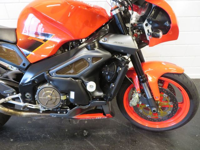 aprilia - tuono-1000-r