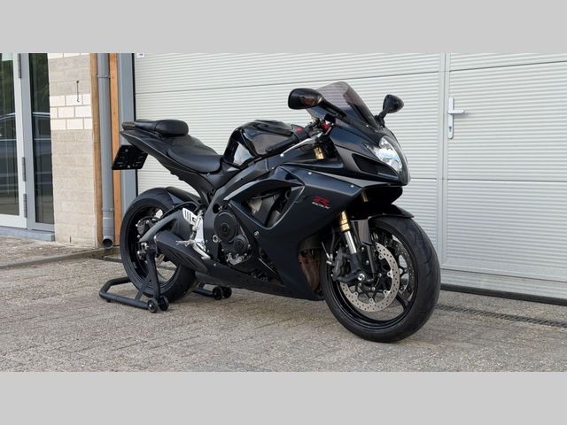 suzuki - gsx-r-600