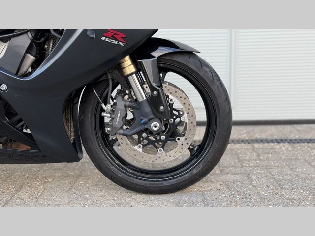 suzuki - gsx-r-600