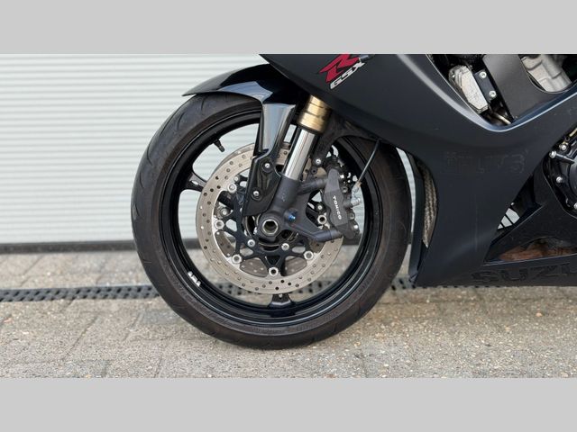 suzuki - gsx-r-600