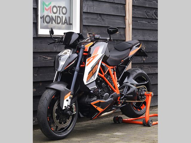 ktm - 1290-super-duke-r