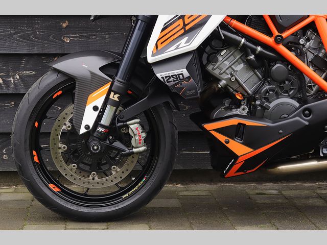ktm - 1290-super-duke-r