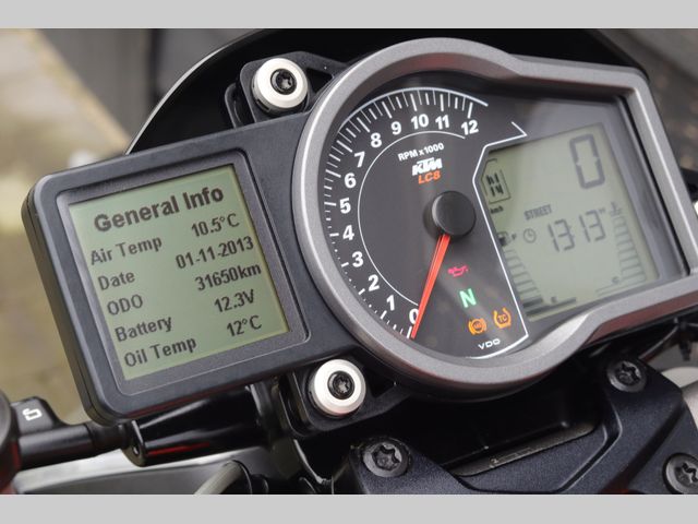 ktm - 1290-super-duke-r