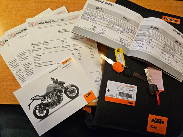 ktm - 1290-super-duke-r