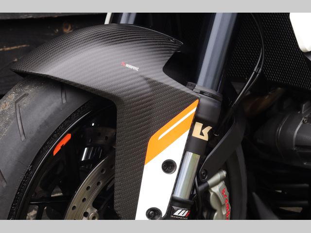 ktm - 1290-super-duke-r