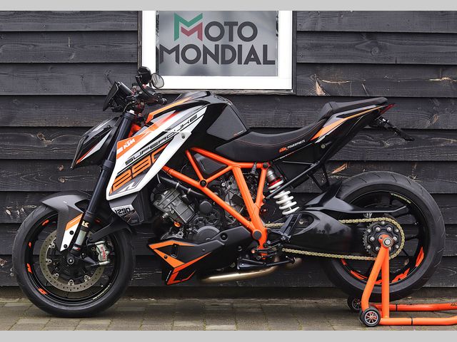 ktm - 1290-super-duke-r