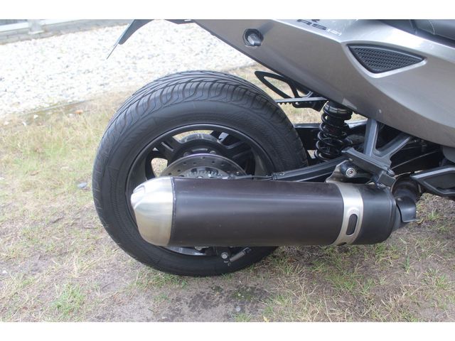 can-am - roadster-spyder