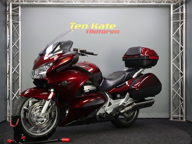 honda - st-1300-pan-european