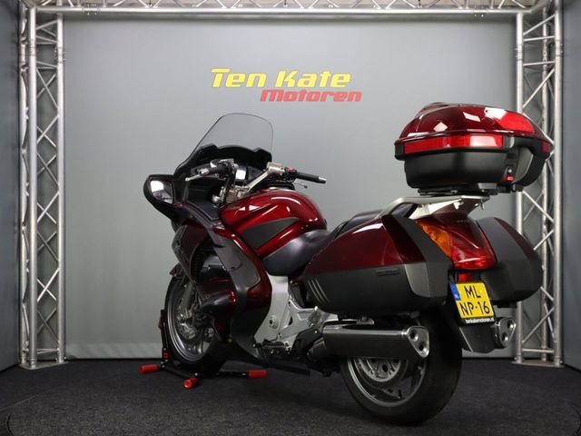 honda - st-1300-pan-european