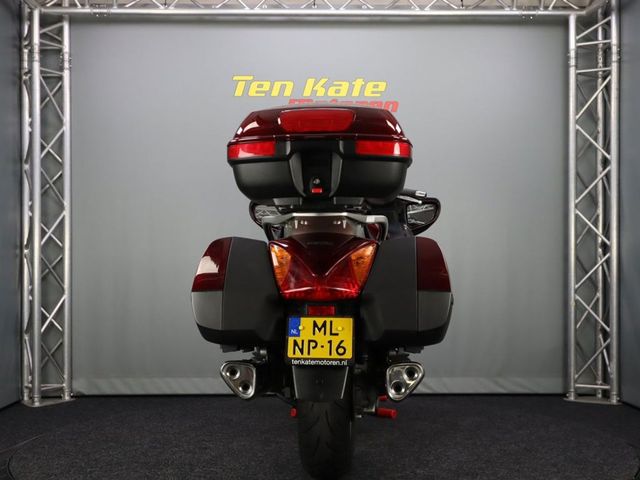 honda - st-1300-pan-european