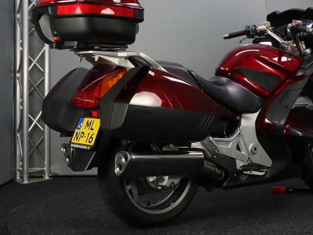 honda - st-1300-pan-european
