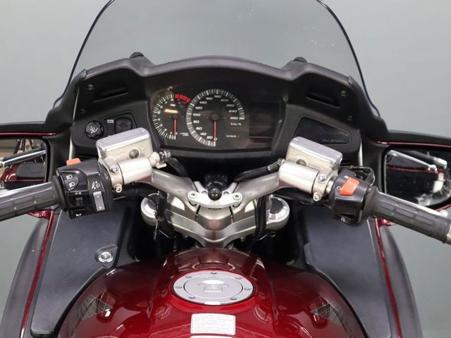 honda - st-1300-pan-european