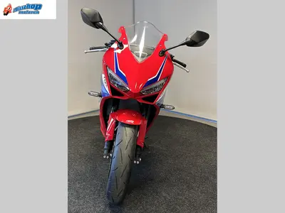 HONDA CBR 650 R E-CLUTCH – foto 3