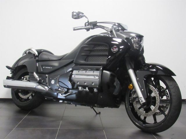 honda - f6-c-gl-1800-valkyrie