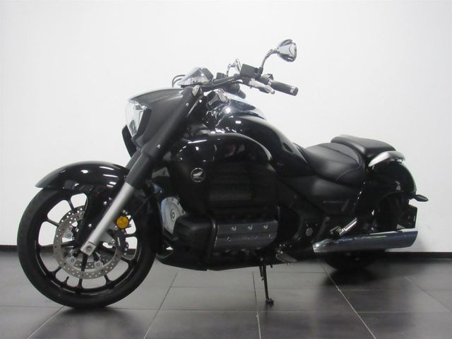 honda - f6-c-gl-1800-valkyrie
