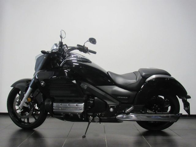 honda - f6-c-gl-1800-valkyrie