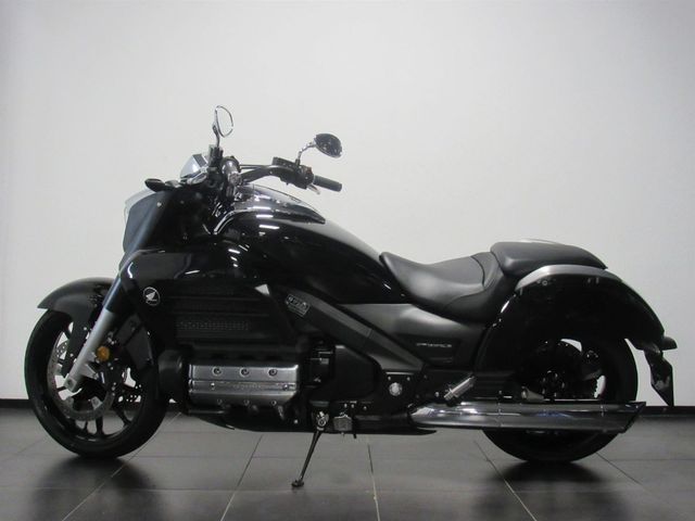 honda - f6-c-gl-1800-valkyrie
