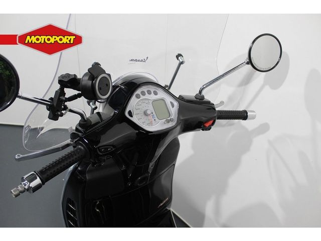 vespa - gts-250