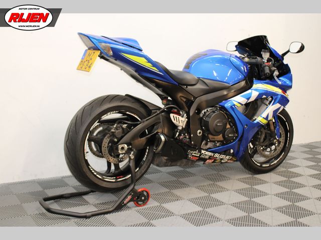 suzuki - gsx-r-750