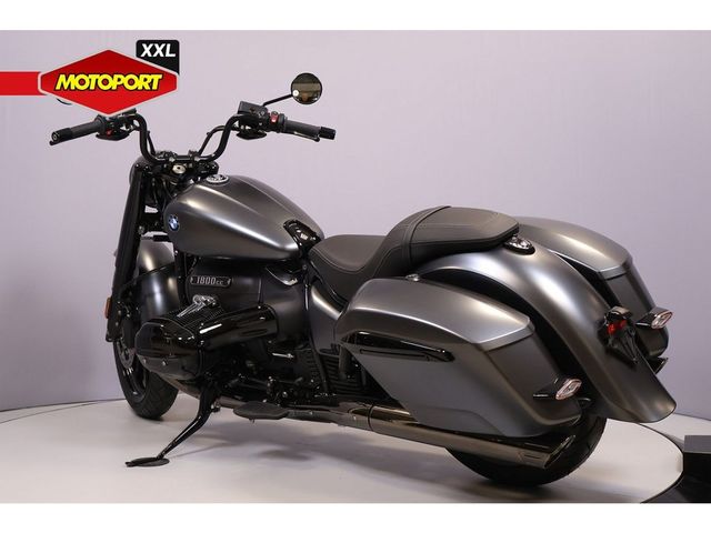 bmw - r-18-rocktane