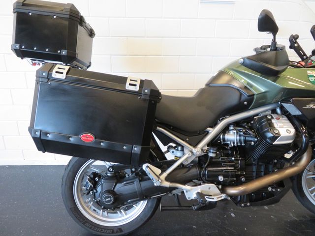 moto-guzzi - stelvio-1200-8v-abs