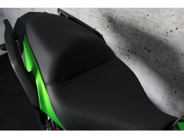 kawasaki - versys-650-abs