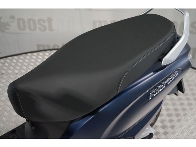 suzuki - address-125