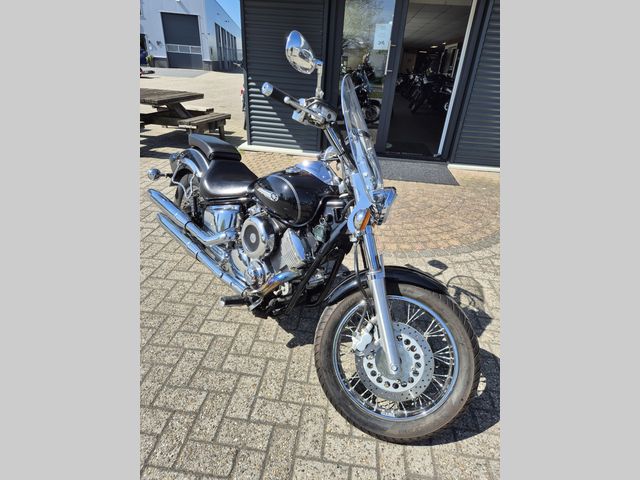 yamaha - xvs-1100-dragstar