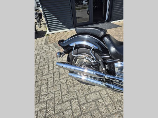 yamaha - xvs-1100-dragstar