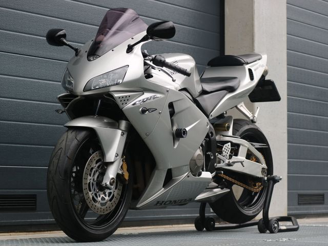 honda - cbr-600-rr