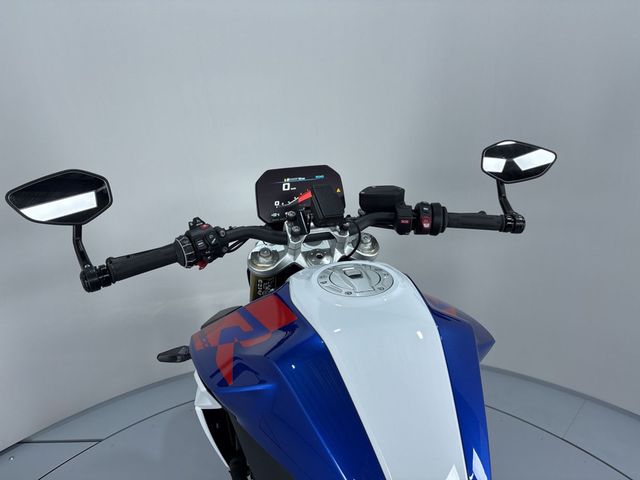 bmw - f-900-r