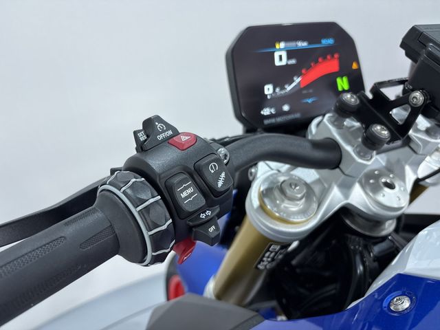 bmw - f-900-r