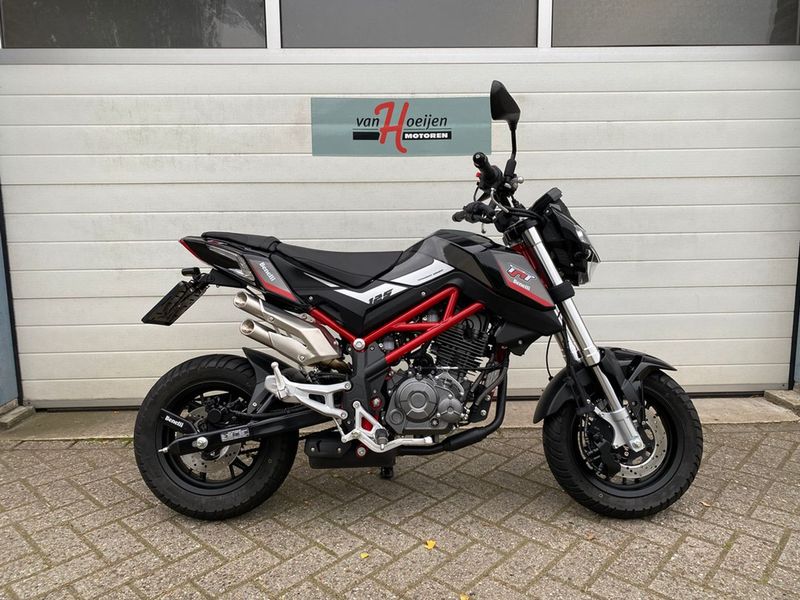 Benelli Tornado Naked T 125 2021 occasion