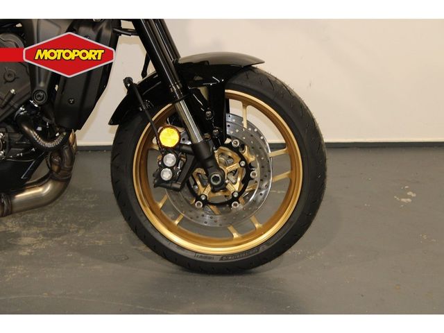 yamaha - xsr-900