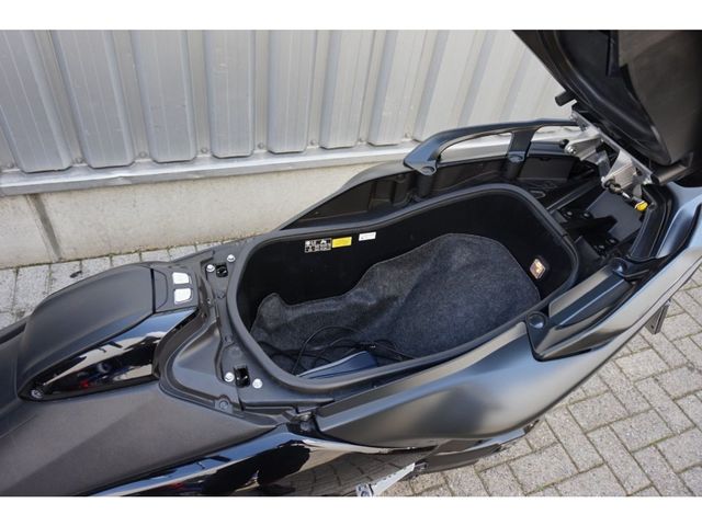 yamaha - tmax-abs