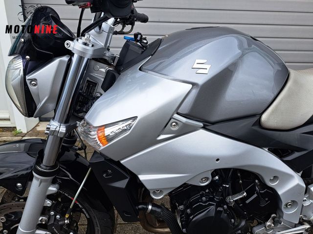 suzuki - gsr-600