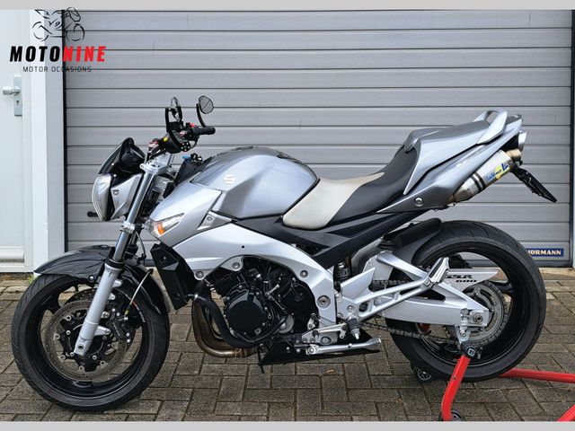 suzuki - gsr-600