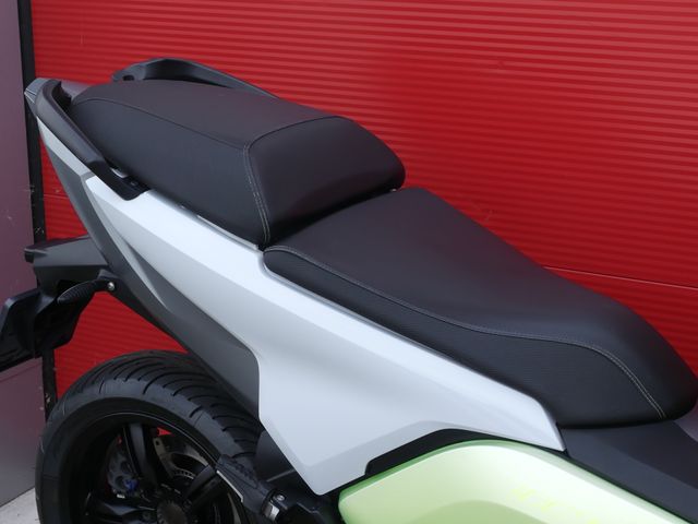 bmw - c-evolution