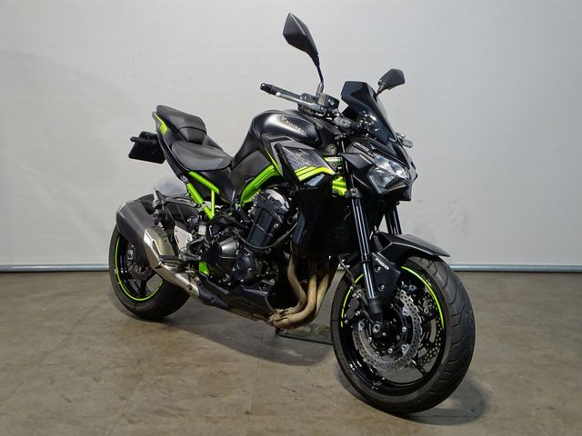 kawasaki - z900