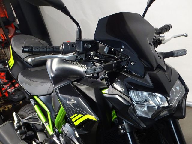 kawasaki - z900