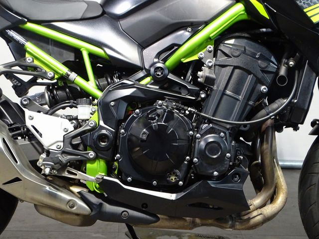 kawasaki - z900