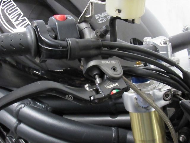 triumph - speed-triple-1050