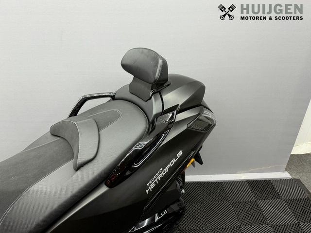 peugeot - metropolis-400