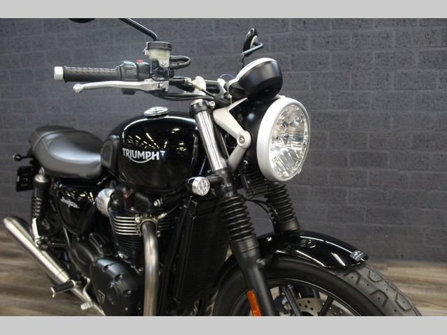 triumph - street-twin