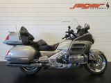 HONDA GL 1800 GOLDWING