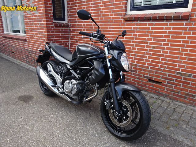 suzuki - gladius-abs