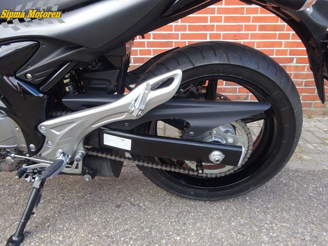 suzuki - gladius-abs