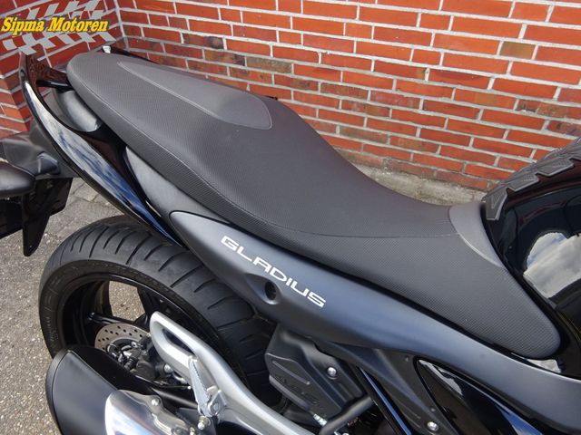 suzuki - gladius-abs